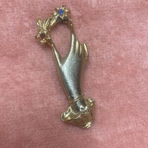 Vintage Victorian Brooch